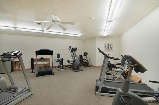 4305 Autumn Ridge Rd Unit 214, Cedar Falls, IA 50613