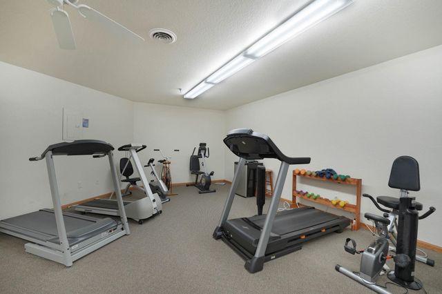 4305 Autumn Ridge Rd Unit 214, Cedar Falls, IA 50613