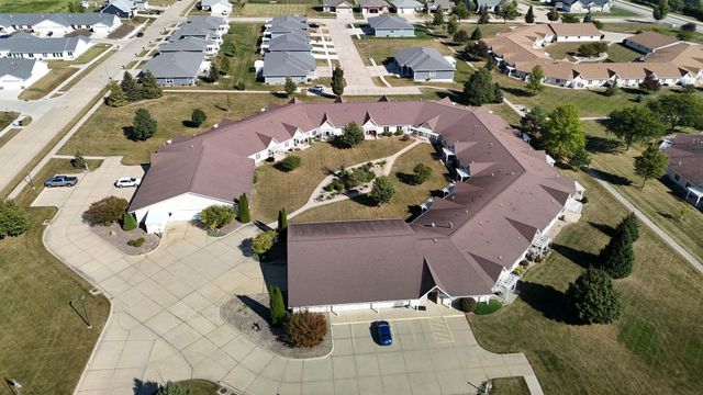 4305 Autumn Ridge Rd Unit 214, Cedar Falls, IA 50613