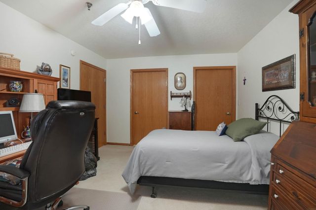 4305 Autumn Ridge Rd Unit 214, Cedar Falls, IA 50613