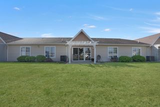 4305 Autumn Ridge Rd Unit 214, Cedar Falls, IA 50613