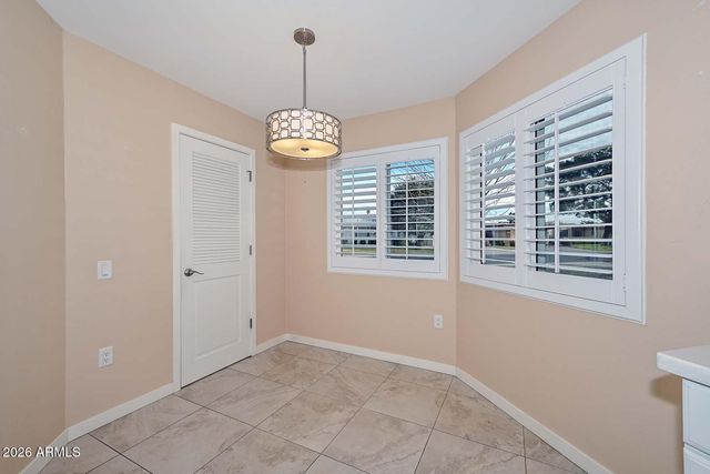 10533 W PINEAIRE Drive, Sun City, AZ 85351