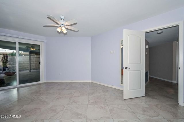 10533 W PINEAIRE Drive, Sun City, AZ 85351