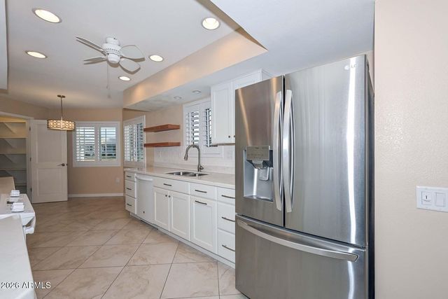 10533 W PINEAIRE Drive, Sun City, AZ 85351