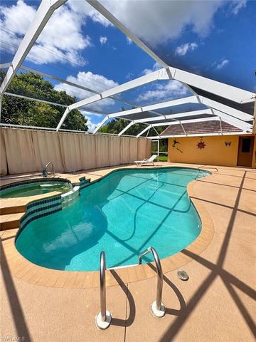 688 Morningmist LN, Lehigh Acres, FL 33974