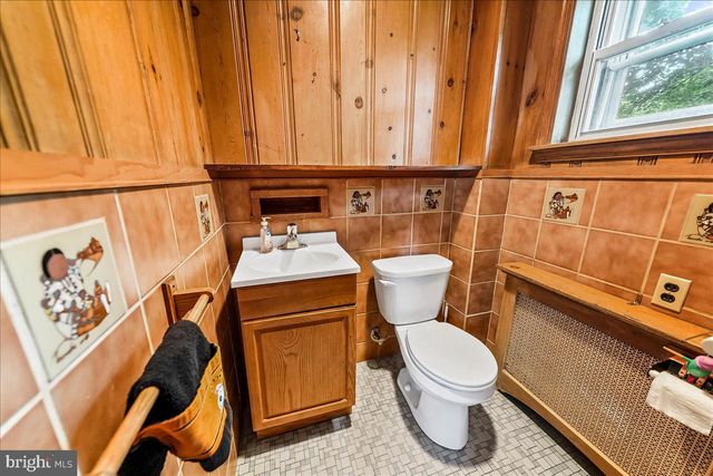 4 E LODGES LN, Bala Cynwyd, PA 19004