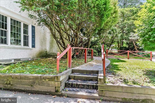 4 E LODGES LN, Bala Cynwyd, PA 19004