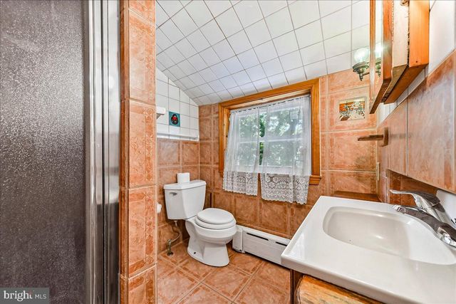 4 E LODGES LN, Bala Cynwyd, PA 19004