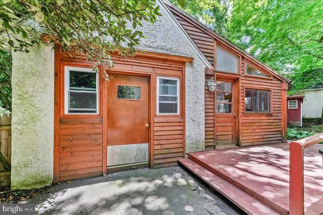 4 E LODGES LN, Bala Cynwyd, PA 19004