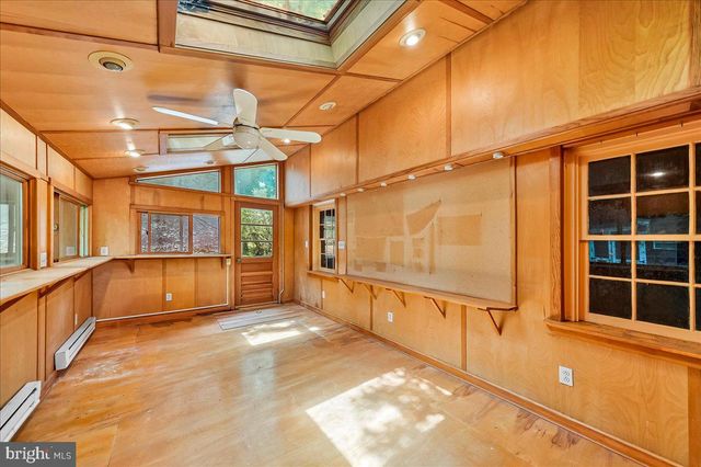 4 E LODGES LN, Bala Cynwyd, PA 19004