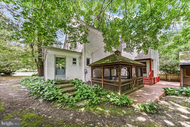 4 E LODGES LN, Bala Cynwyd, PA 19004