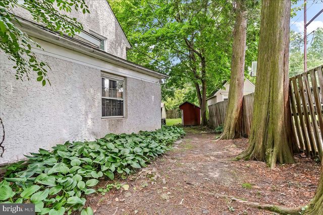 4 E LODGES LN, Bala Cynwyd, PA 19004