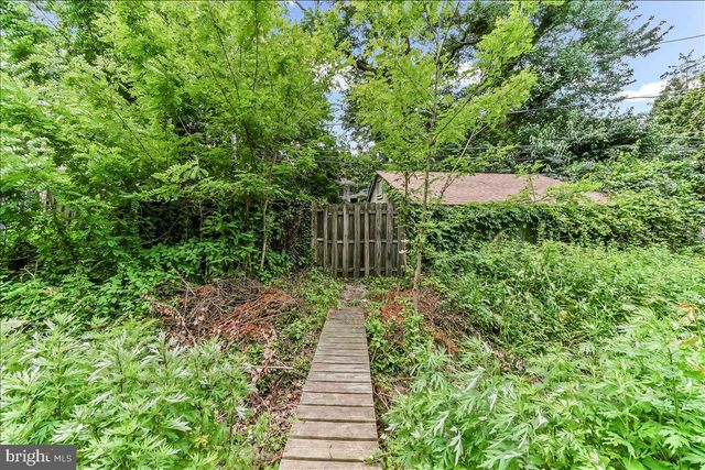 4 E LODGES LN, Bala Cynwyd, PA 19004