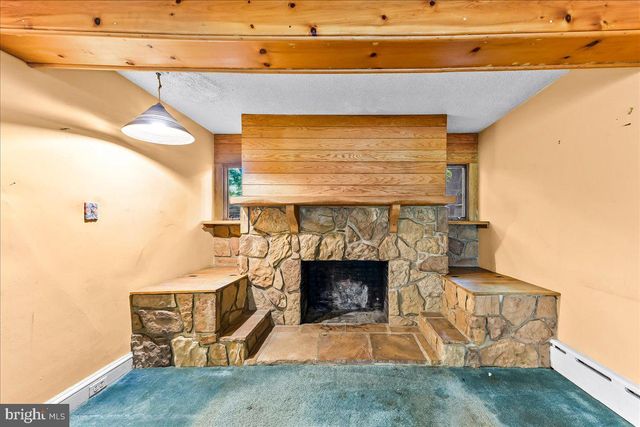 4 E LODGES LN, Bala Cynwyd, PA 19004