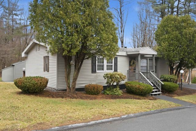 41 Mathew Circle, Goffstown, NH 03045