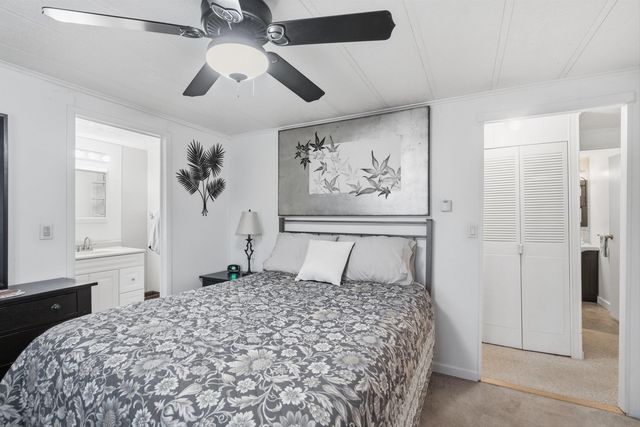 41 Mathew Circle, Goffstown, NH 03045