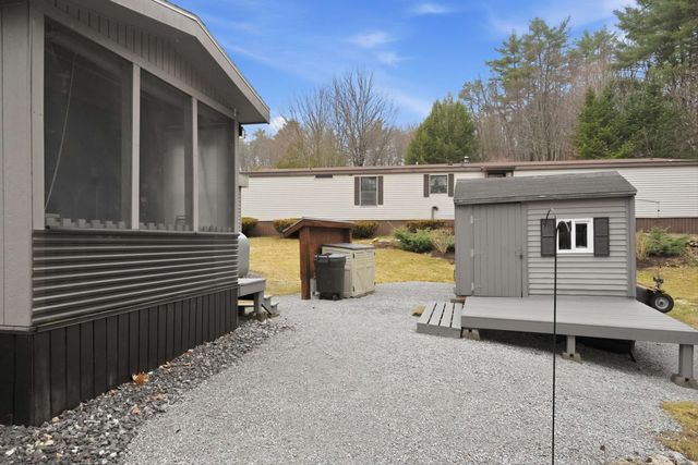 41 Mathew Circle, Goffstown, NH 03045