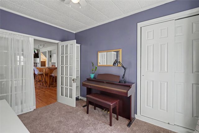 2721 48th Place, Des Moines, IA 50310