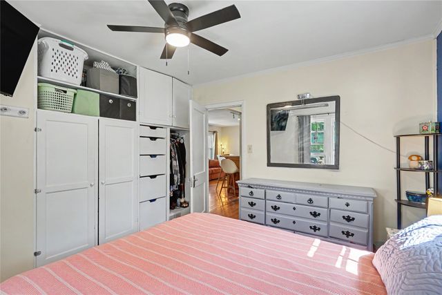 2721 48th Place, Des Moines, IA 50310