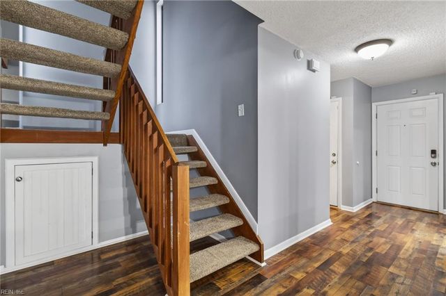 3904 Adonis CT, Virginia Beach, VA 23456