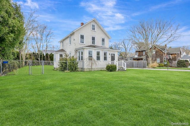 768 Old Medford Avenue, Medford, NY 11763