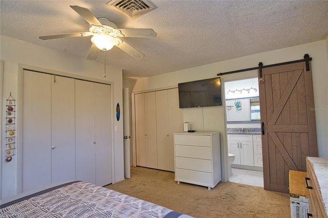 689 MICHIGAN AVENUE, Englewood, FL 34223