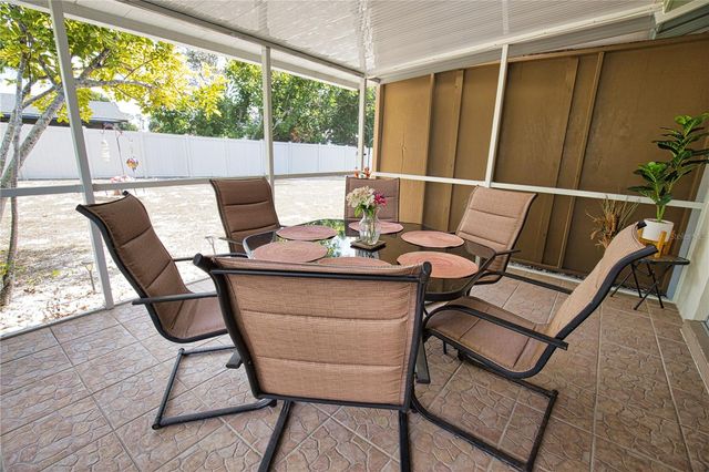 689 MICHIGAN AVENUE, Englewood, FL 34223