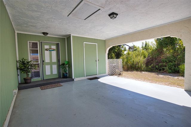 689 MICHIGAN AVENUE, Englewood, FL 34223