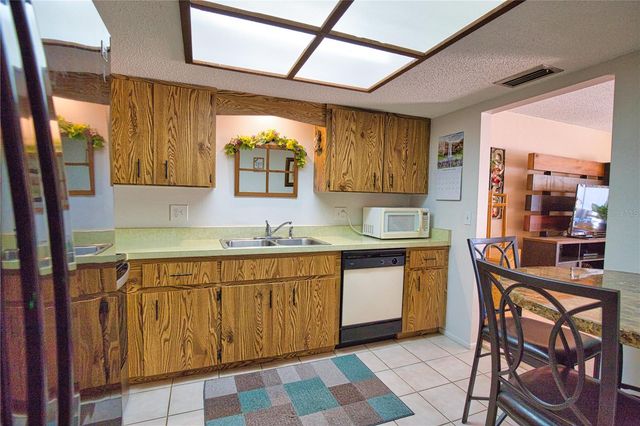 689 MICHIGAN AVENUE, Englewood, FL 34223