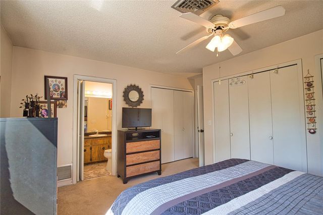 689 MICHIGAN AVENUE, Englewood, FL 34223