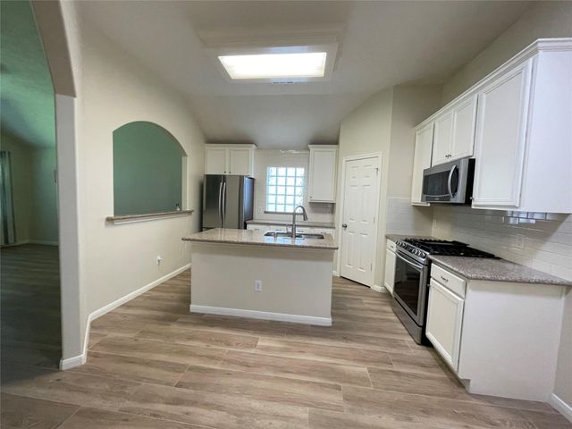 17810 S White Tail Court, Houston, TX 77084