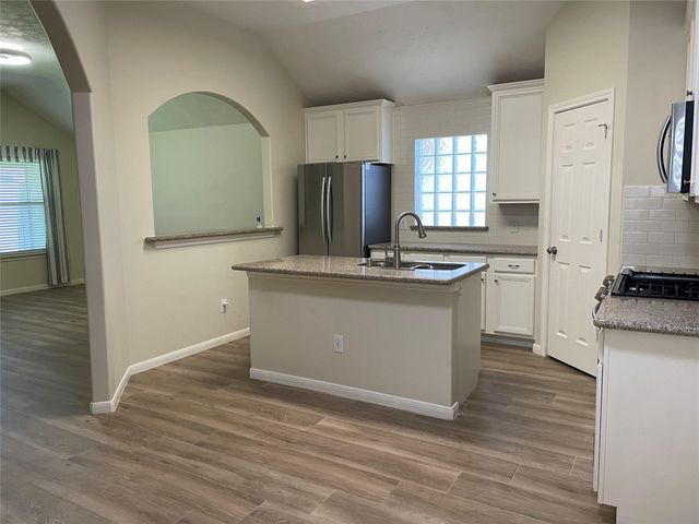 17810 S White Tail Court, Houston, TX 77084