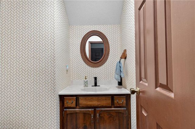 3838 Beech Circle, Trinity, NC 27370