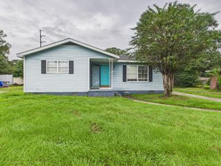 2666 Leeds Avenue, North Charleston, SC 29405