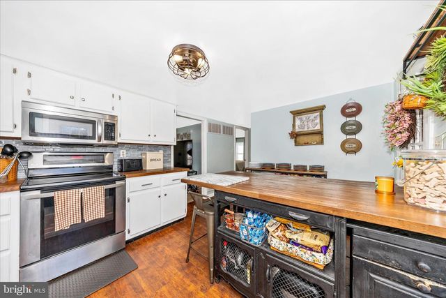 5618 BARTONSVILLE RD, Frederick, MD 21704