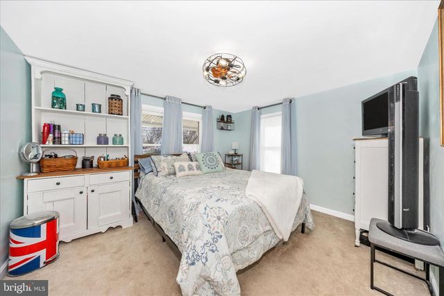 5618 BARTONSVILLE RD, Frederick, MD 21704