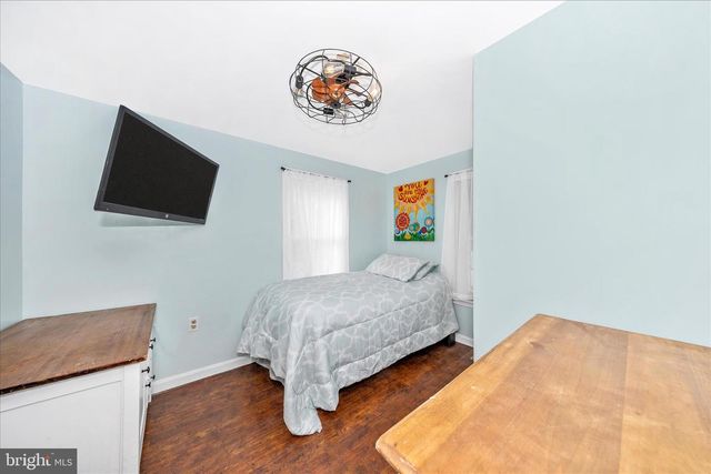 5618 BARTONSVILLE RD, Frederick, MD 21704