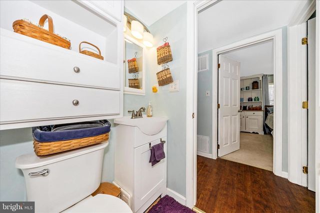 5618 BARTONSVILLE RD, Frederick, MD 21704