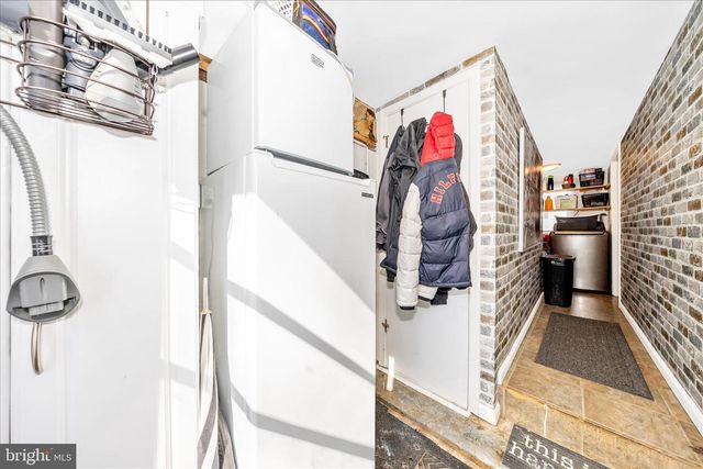 5618 BARTONSVILLE RD, Frederick, MD 21704