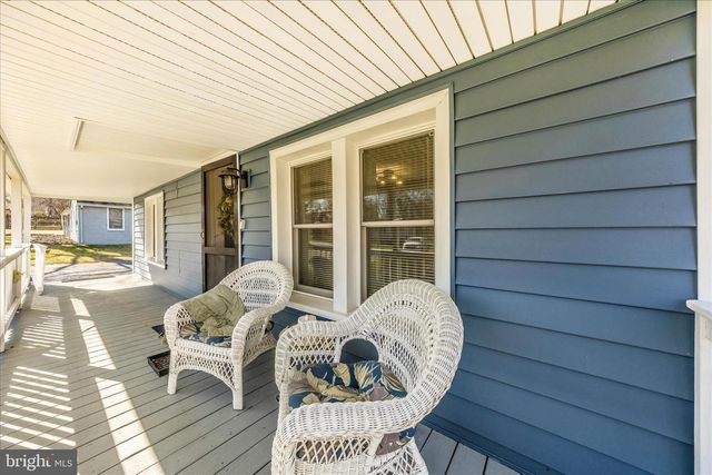 5618 BARTONSVILLE RD, Frederick, MD 21704