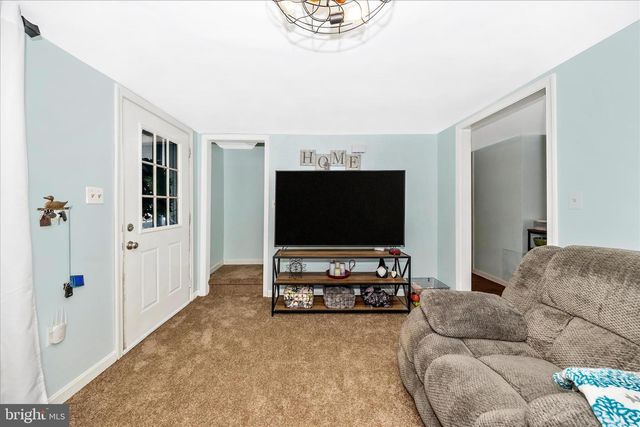 5618 BARTONSVILLE RD, Frederick, MD 21704