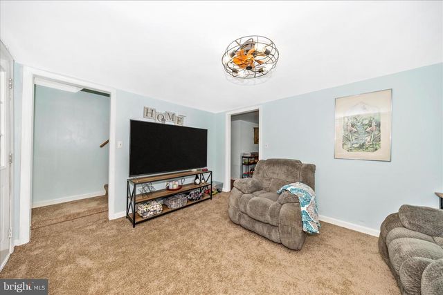 5618 BARTONSVILLE RD, Frederick, MD 21704