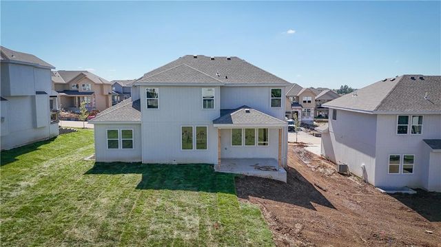 2696 W Park Street, Olathe, KS 66061