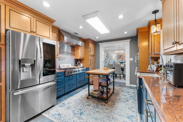 24 Evergreen Court, Little Rock, AR 72227