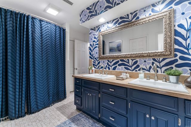 24 Evergreen Court, Little Rock, AR 72227