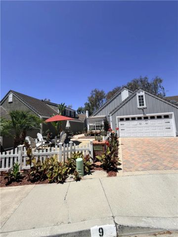 9 Bellingham, Laguna Niguel, CA 92677