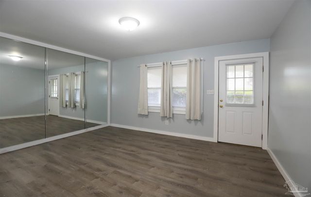 118 Shirley Dr, Gulf Breeze, FL 32561