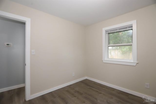 118 Shirley Dr, Gulf Breeze, FL 32561