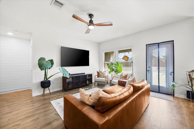 1003 Stage Coach Lane, Princeton, TX 75407