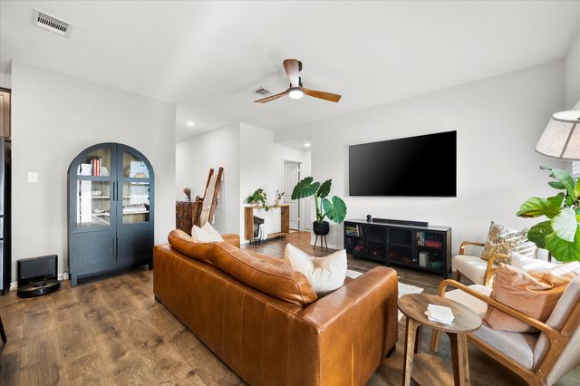 1003 Stage Coach Lane, Princeton, TX 75407